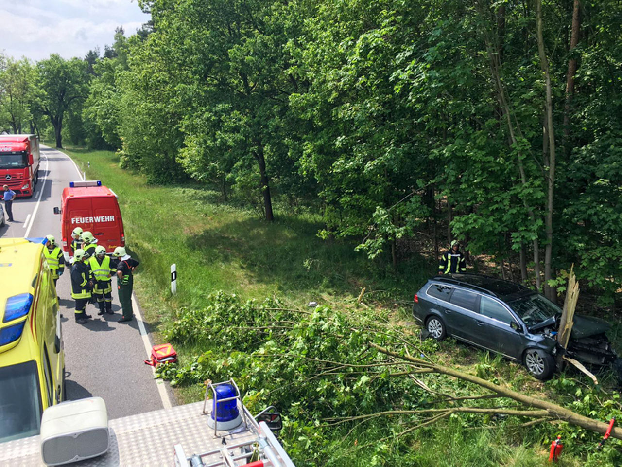 Schwerer Unfall Auf Der B97 Alles Lausitz De