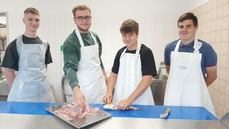 Warum diese jungen  Männer Fischwirte werden