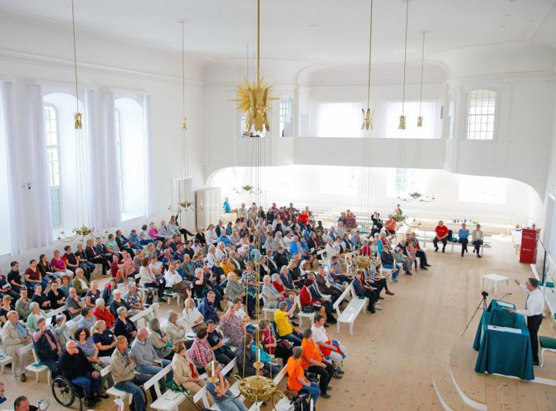 Damit es in der Kirche glänzt und funkelt