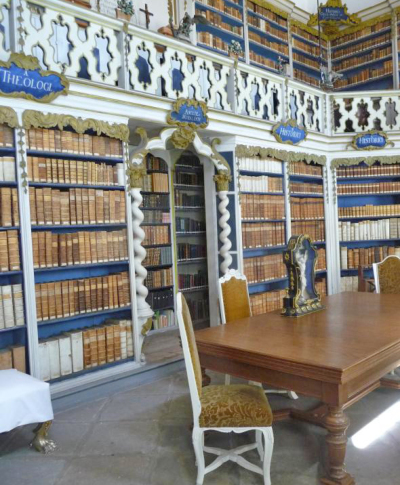 Forschungen zur historischen Klosterbibliothek in St. Marienthal 