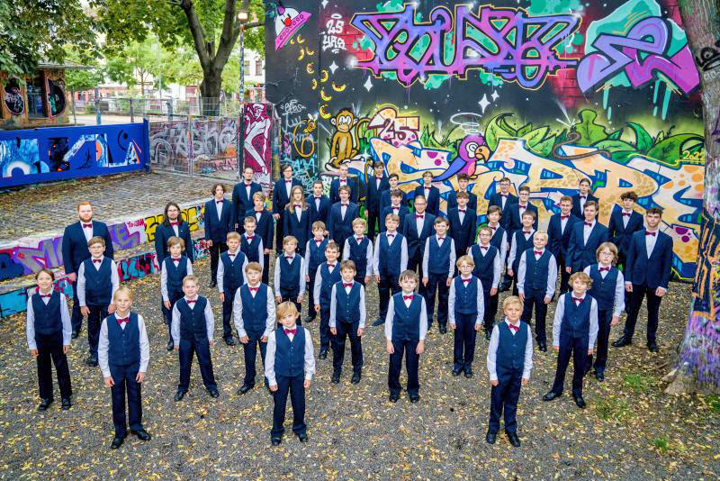 Knabenchor Dresden singt im Herrnhuter Kirchensaal