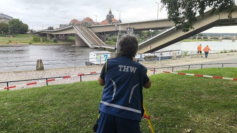 Carolabrücke Dresden: THW Bautzen hilft bei Einsatz